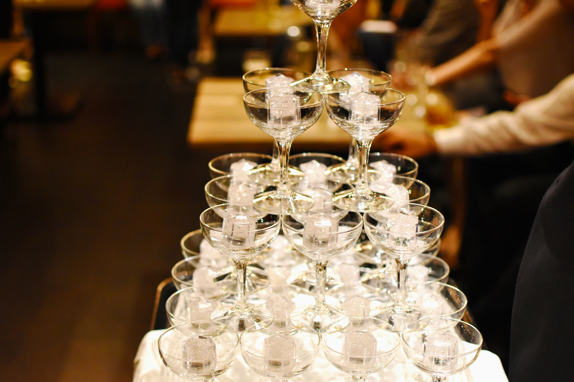 シャンパンタワー