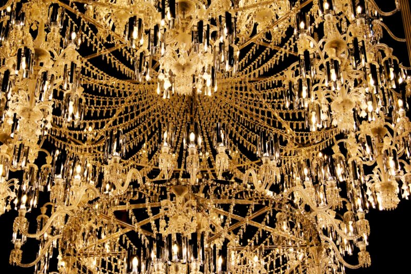 高級なシャンデリア