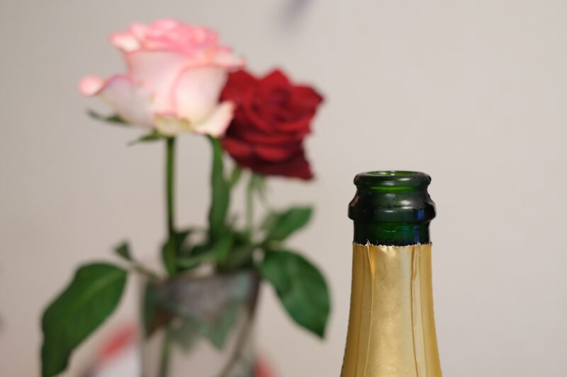 バラとシャンパン