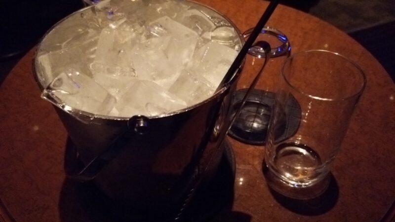 キャバクラ　氷