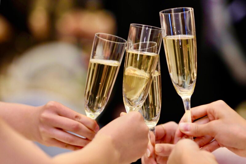 乾杯(シャンパン)