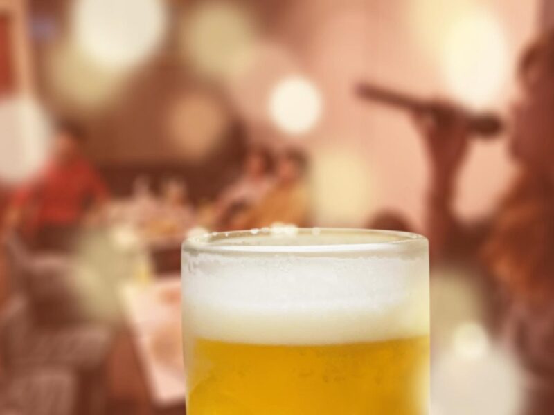 友達とキャバクラに行く魅力のイメージ