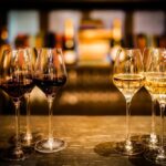 ラウンジとは？キャバクラとの違いや料金の目安と楽しみ方をわかりやすく解説