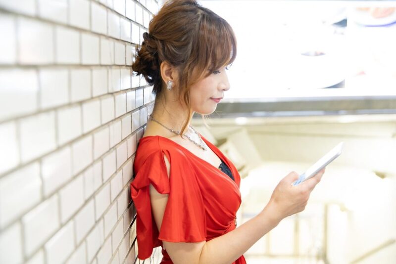 連絡先交換のマナーのイメージ