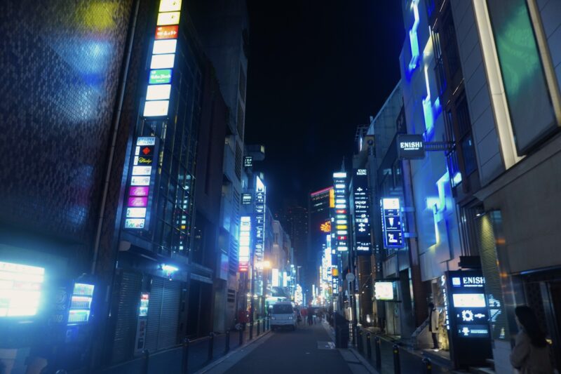 夜遊び初心者のお店選びのポイントのイメージ