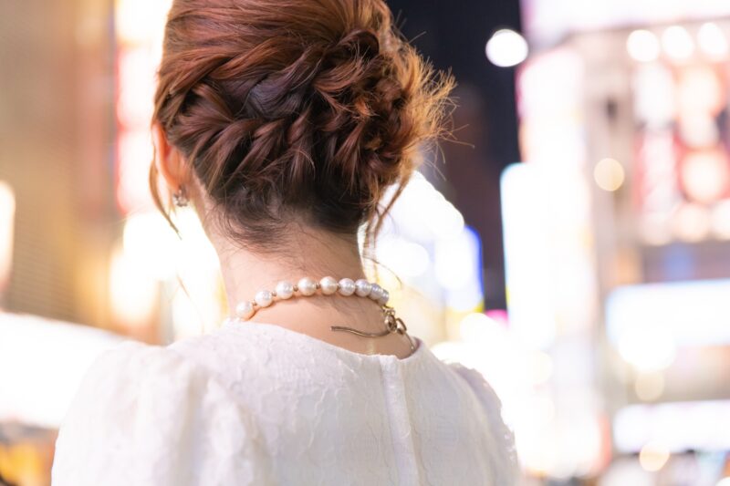 六本木の深夜遊びでキャバクラに行くメリットのイメージ