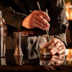 六本木で一人飲みするならどこがいい？楽しみ方やお店の選び方、キャバクラがおすすめな理由も解説