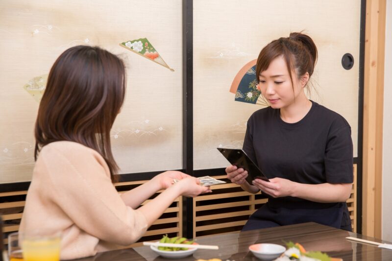 接待の予算はいくら?会食の相場のイメージ