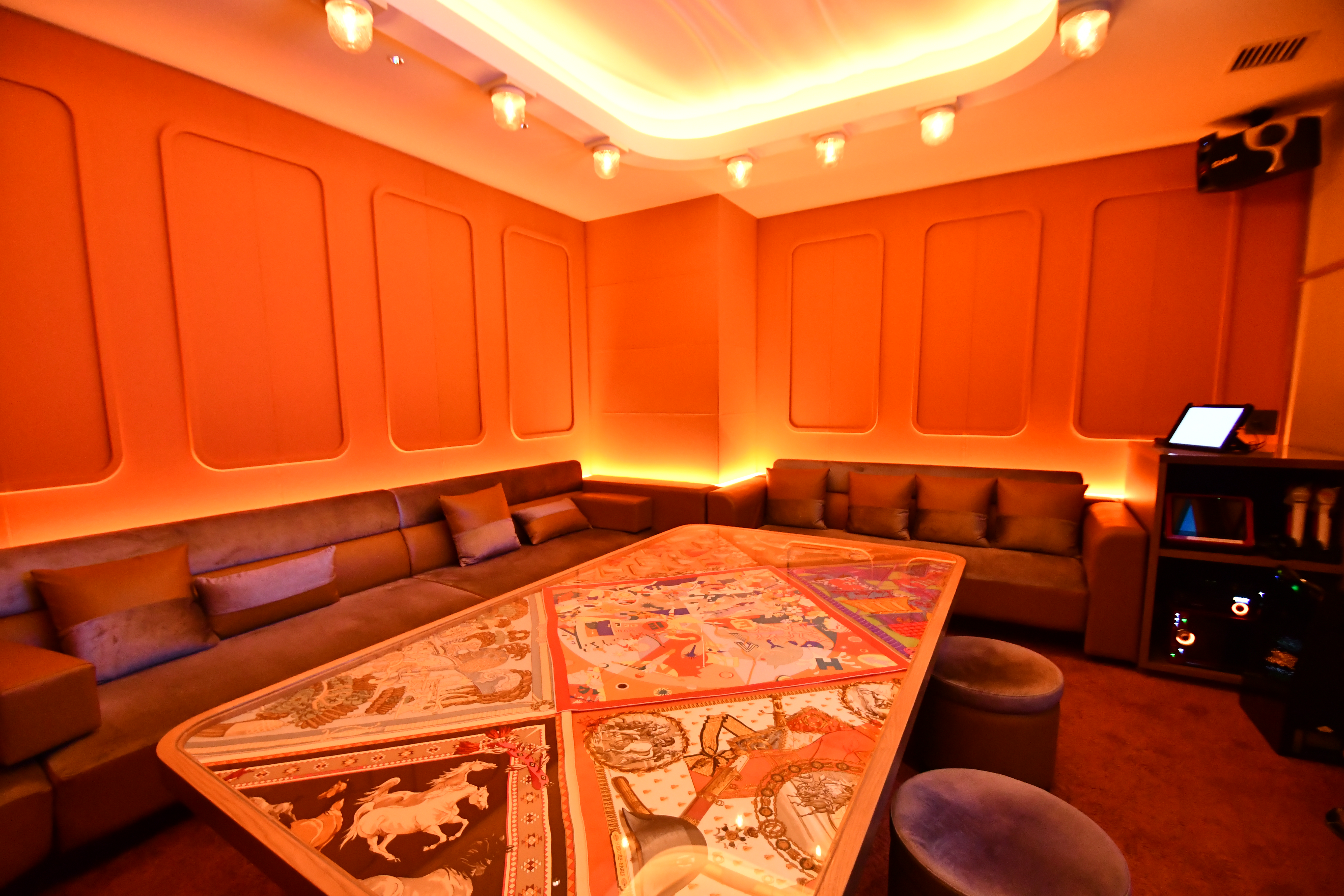 GALLERY-15（UNJOUR東京）