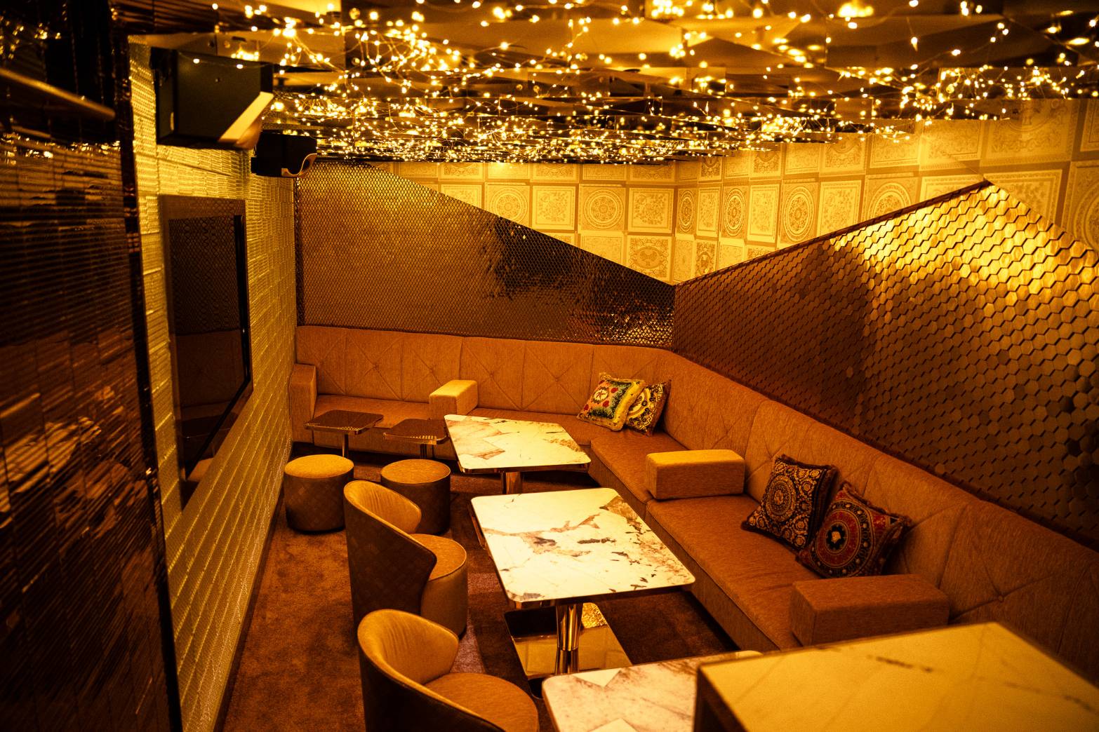 GALLERY-11（UNJOUR東京）